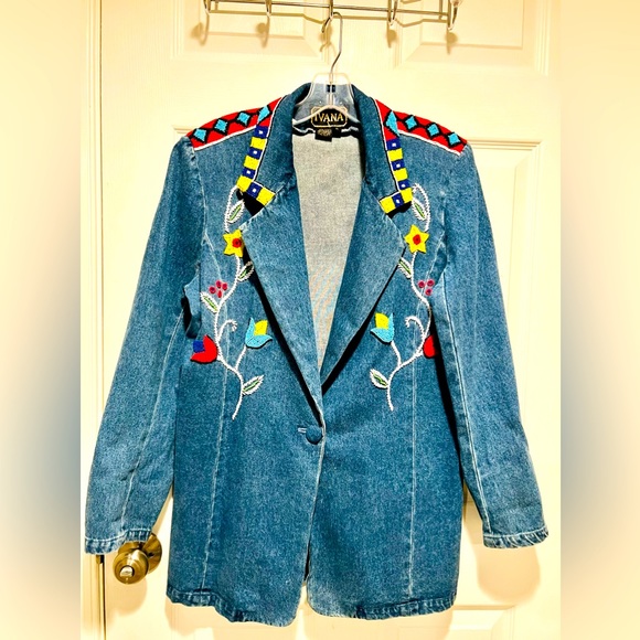 VINTAGE DENIM BLAZER BEADED FLORAL BY IVANA TRUMP 💐❤️🔥 - Picture 2 of 10